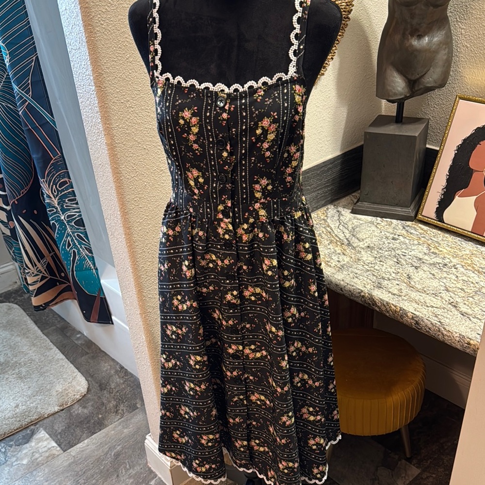 Unique Vintage Black and White Ruched Tiered Midi Sundress